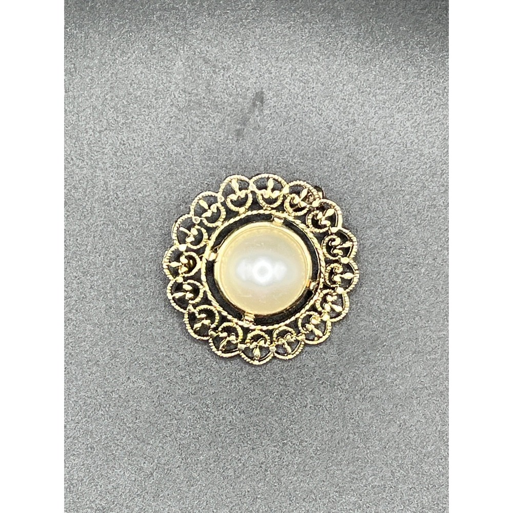 Gold Tone Scalloped‎ Brooch Faux Pearl Women Fashion Jewelry Accessory Vtg Style
